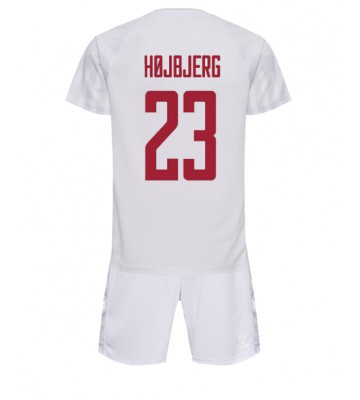 Maillot de foot Danemark Pierre-Emile Hojbjerg #23 Extérieur enfant Monde 2022 Manches Courte (+ pantalon court)